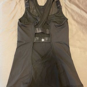 Wore once! LULULEMON TOP